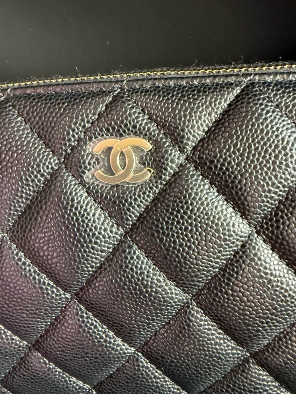 CHANEL Black Quilted Shoulder/Crossbody Bag with Gold Chain - Picture 3 of 16